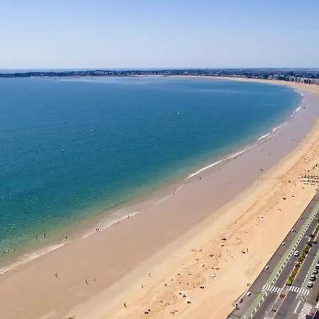 Avec Piscine A 300m De La Royal Park *