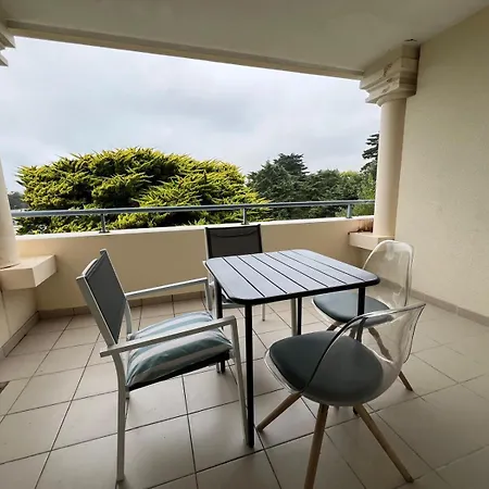 Avec Piscine A 300m De La Royal Park Apartment